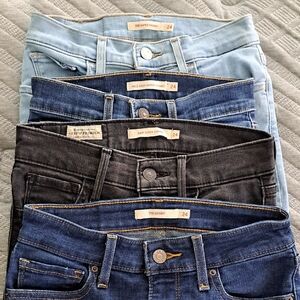 Womens Levi Skinny Jean